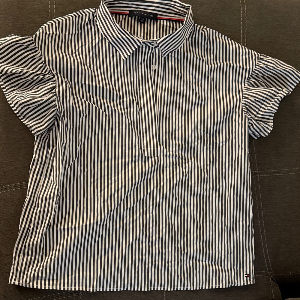 NWOT Tommy Hilfiger blouse